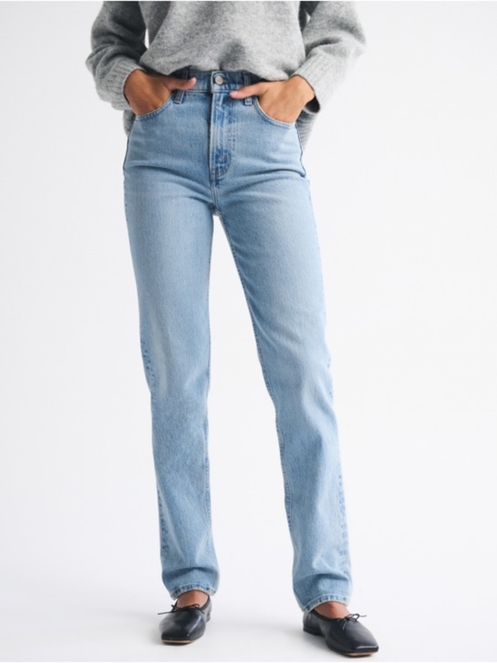 Abercrombie & Fitch Ultra High Rise 90s Straight Jean